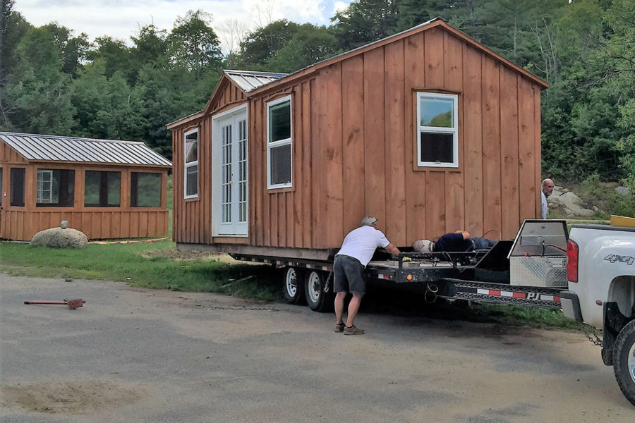 Delivery of 12×24 Cottage